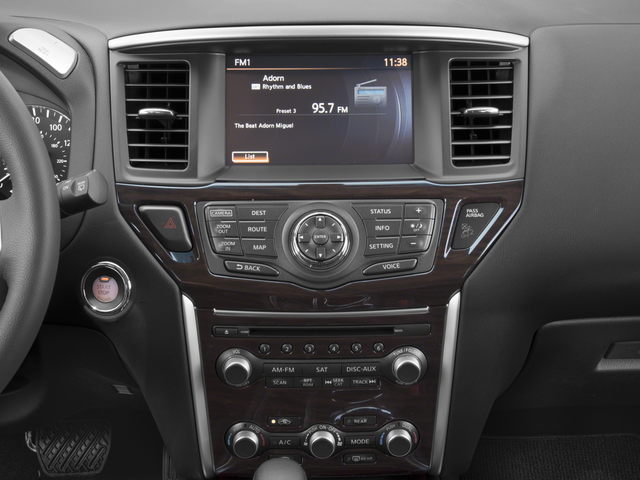 2016 Nissan Pathfinder SL