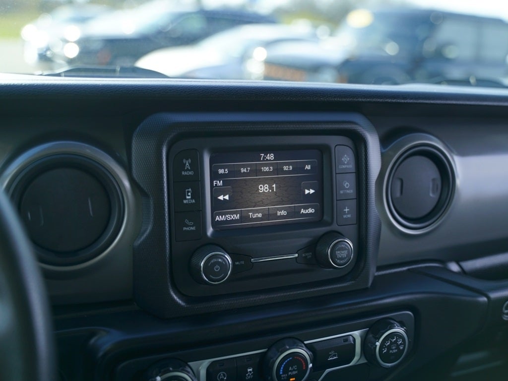 2021 Jeep Wrangler Unlimited Willys