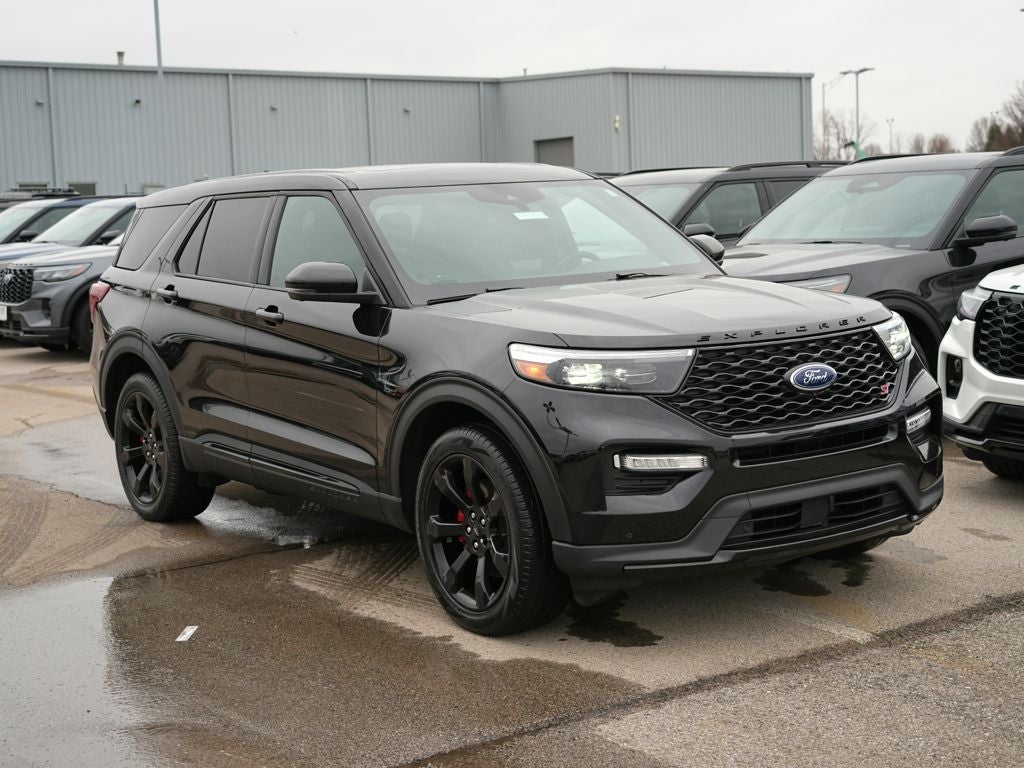 2022 Ford Explorer ST