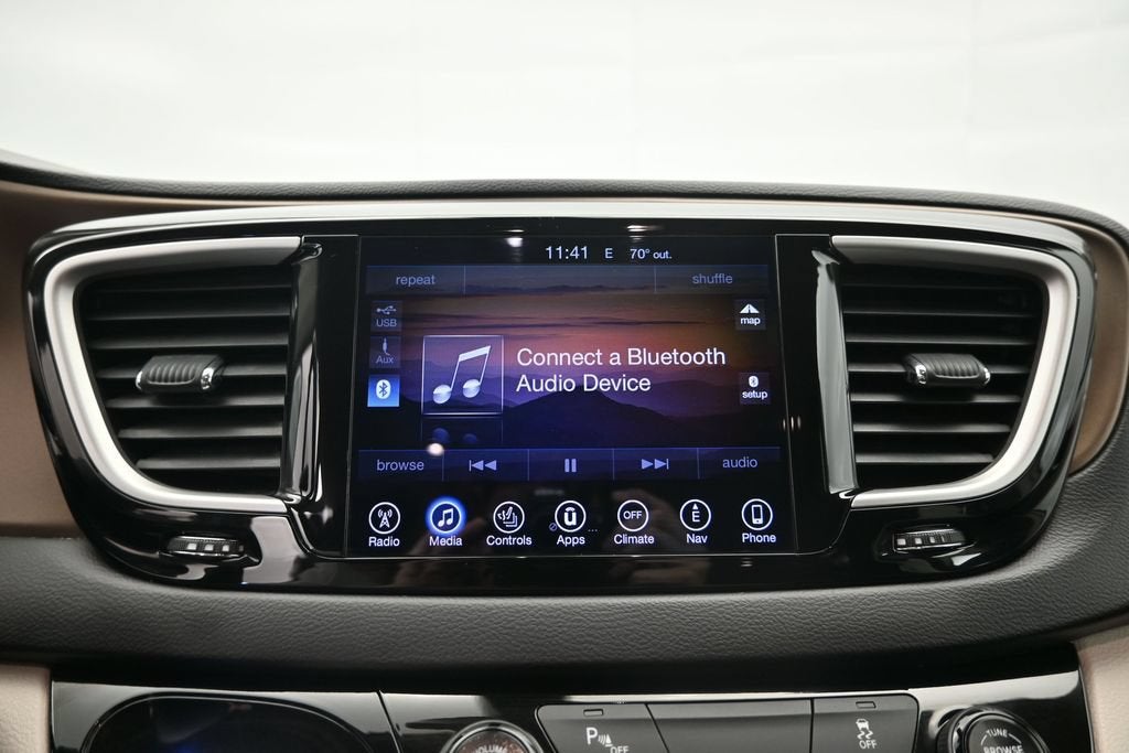 2017 Chrysler Pacifica Touring L
