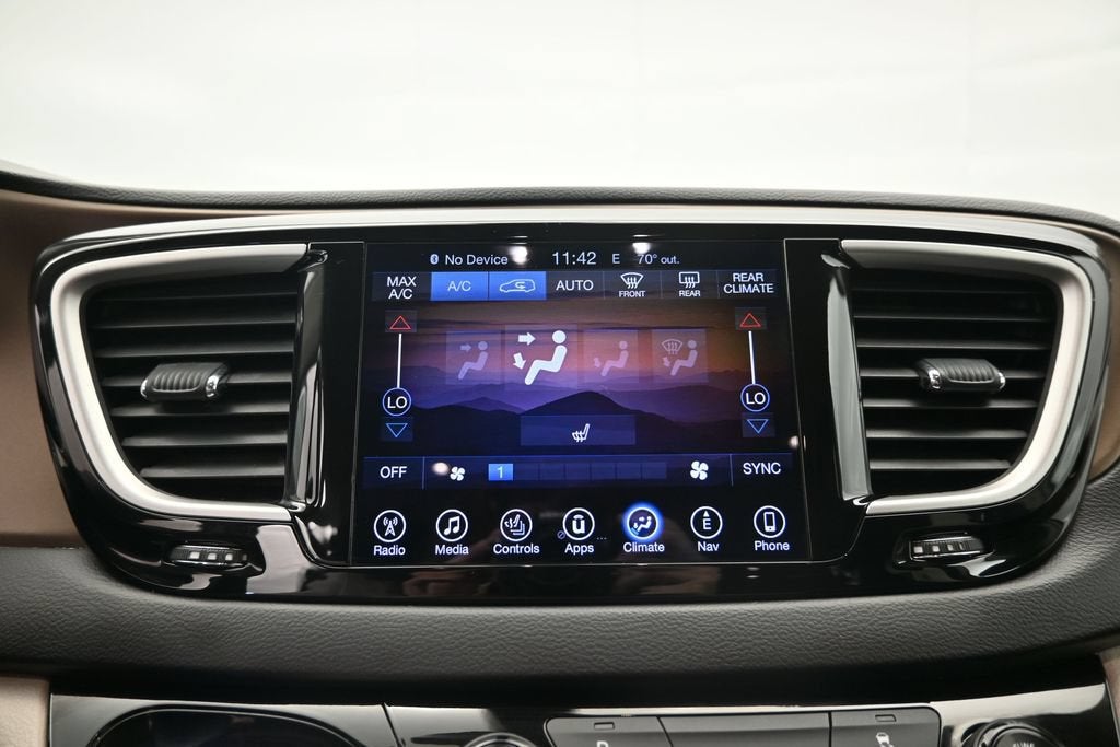 2017 Chrysler Pacifica Touring L