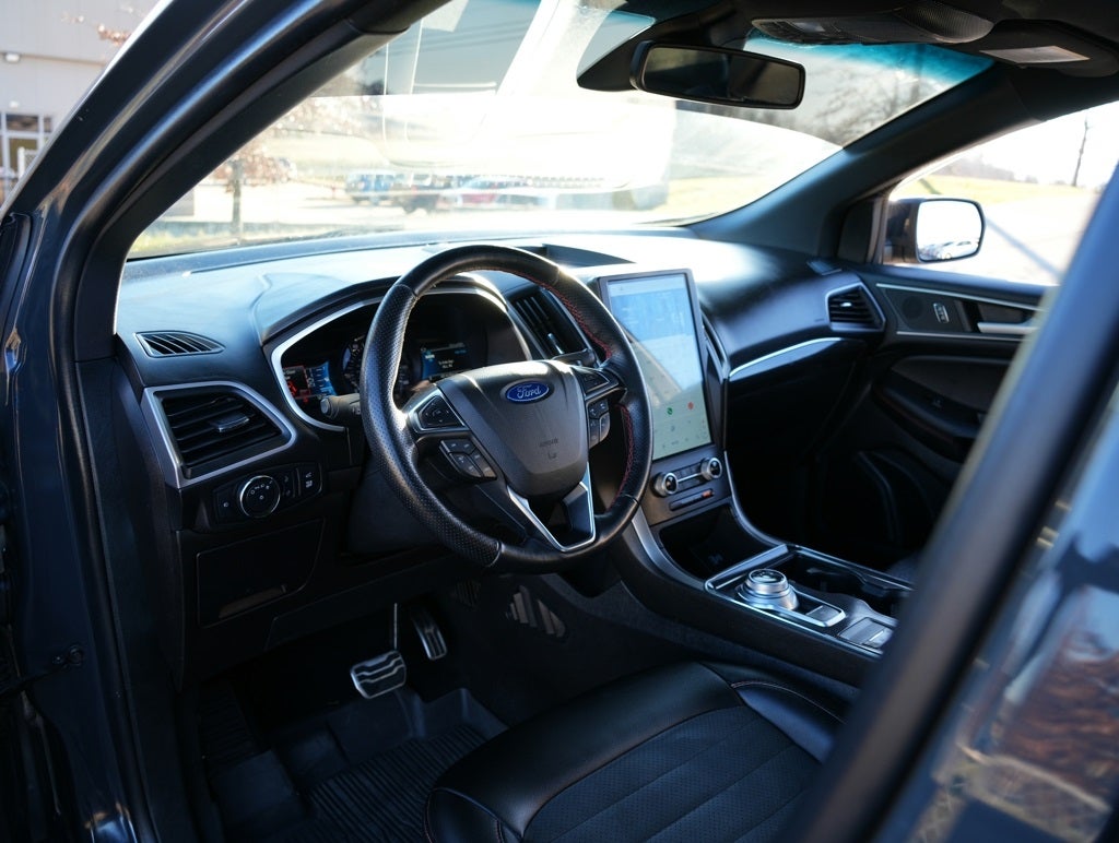 2021 Ford Edge ST Line