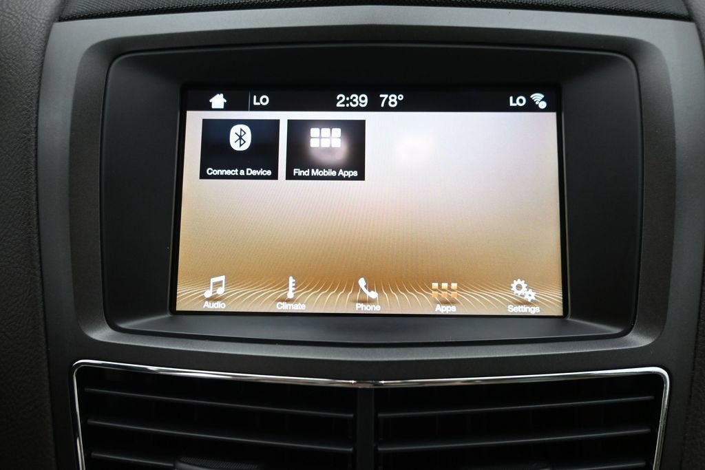 2017 Lincoln MKT Base