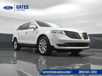 2017 Lincoln MKT Base