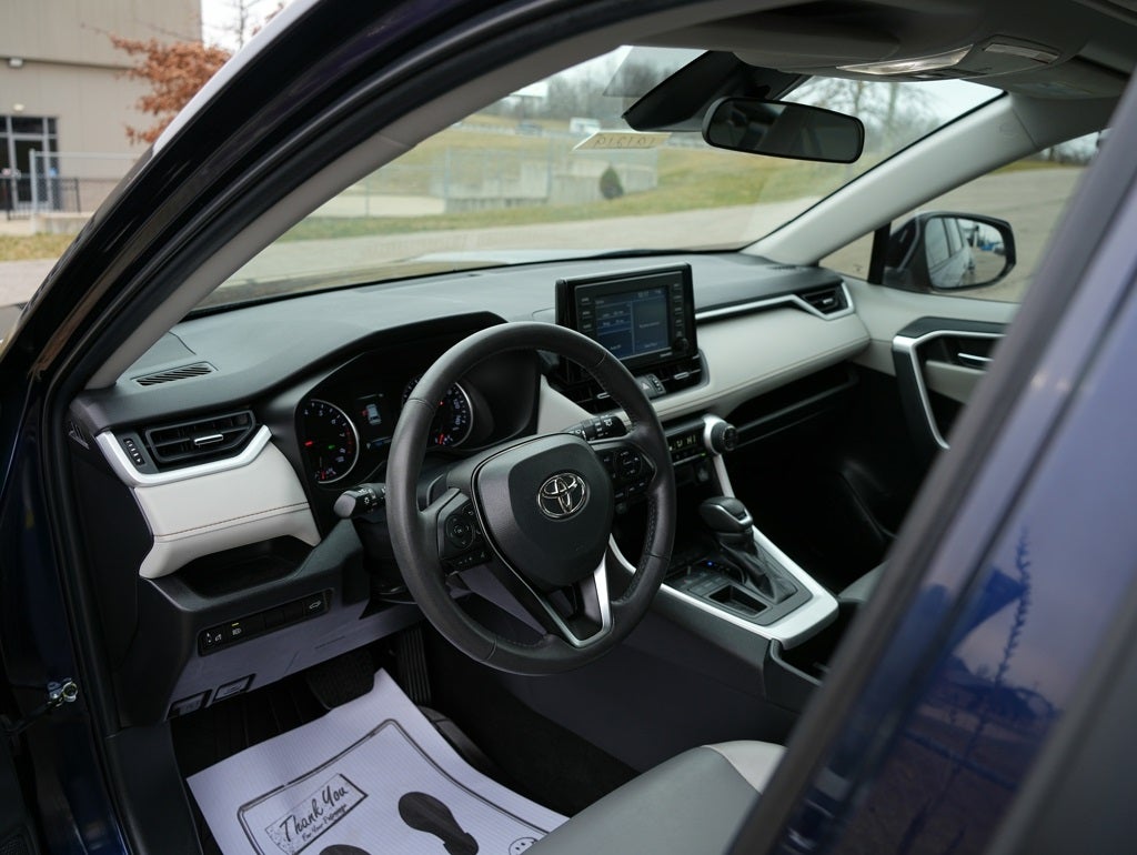 2022 Toyota RAV4 XLE Premium