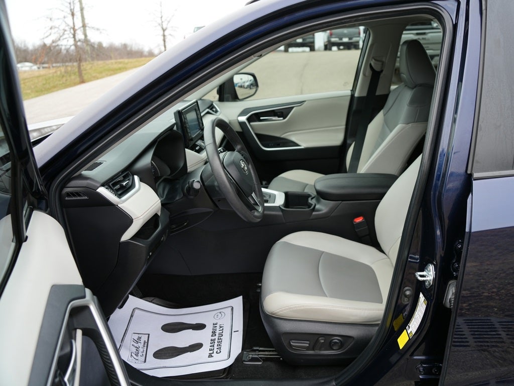 2022 Toyota RAV4 XLE Premium