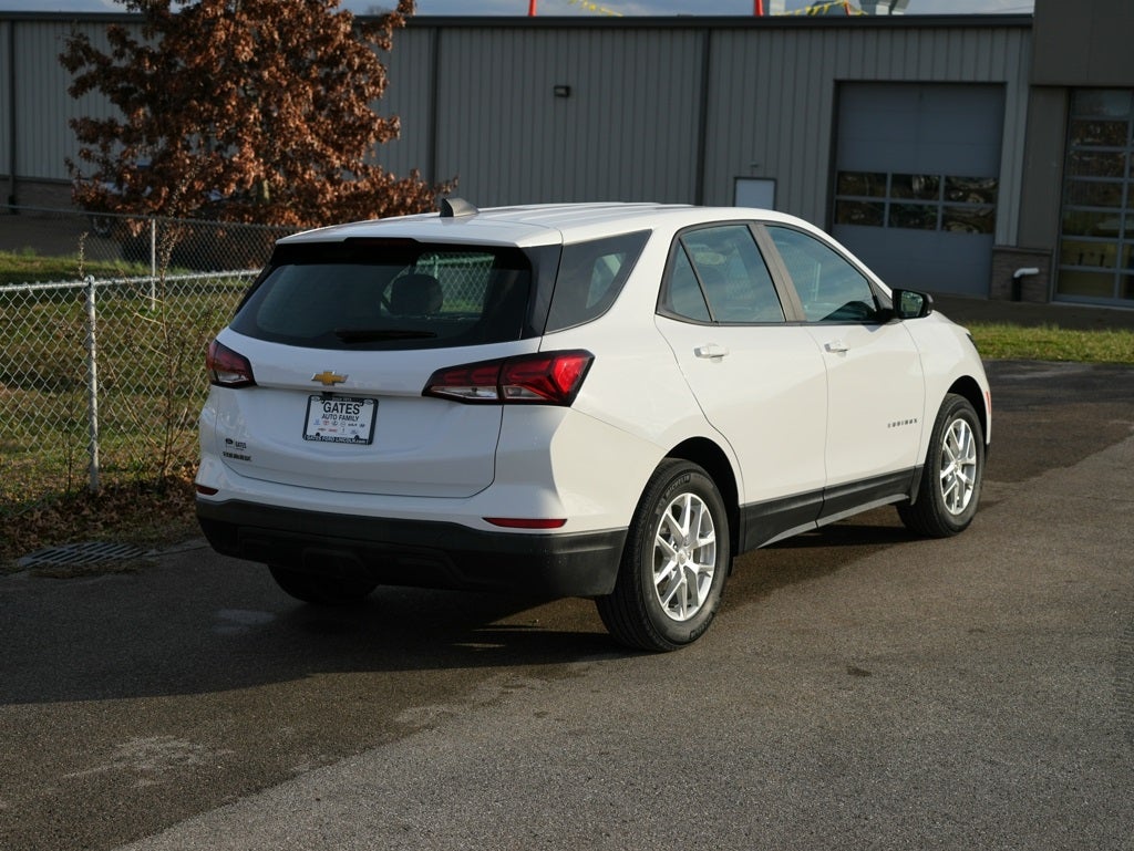 2023 Chevrolet Equinox LS