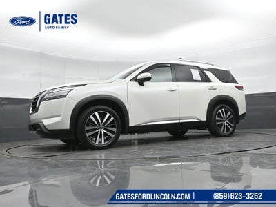 2023 Nissan Pathfinder Platinum