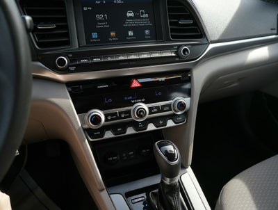 2020 Hyundai ELANTRA SEL