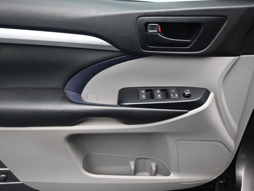 2018 Toyota Highlander Hybrid LE