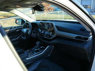 2020 Toyota Highlander Platinum