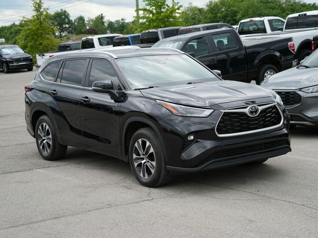 2024 Toyota Highlander XLE