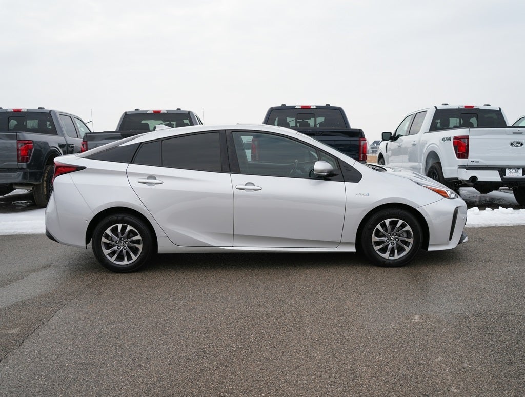 2019 Toyota Prius XLE