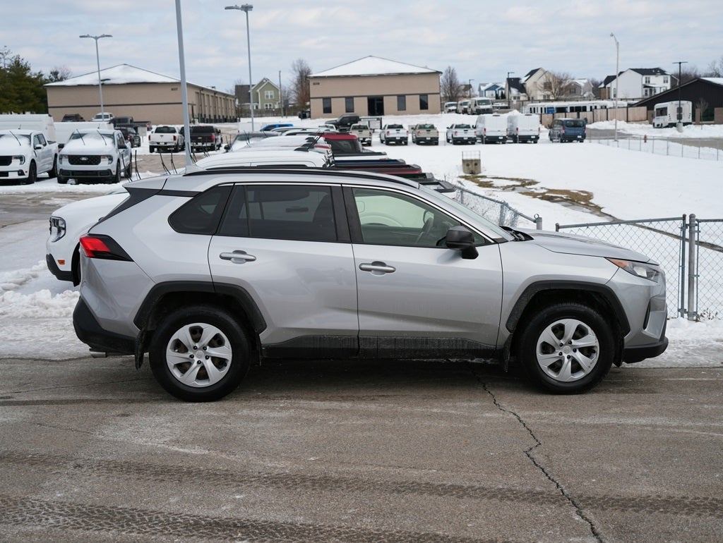 2019 Toyota RAV4 LE