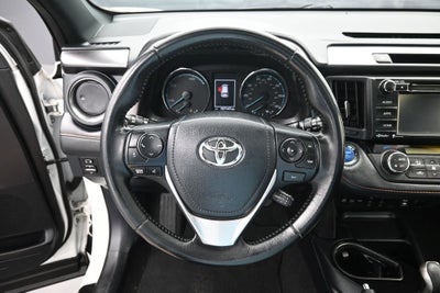 2018 Toyota RAV4 Hybrid SE