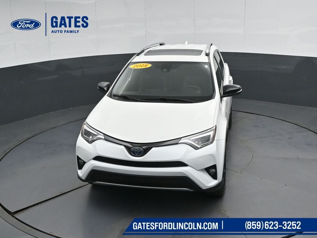 2018 Toyota RAV4 Hybrid SE