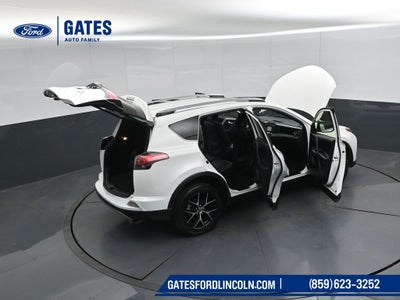 2018 Toyota RAV4 Hybrid SE