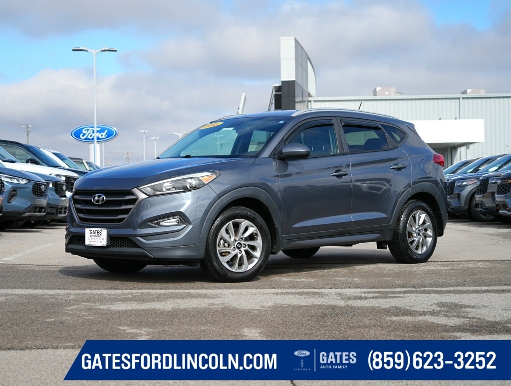 2016 Hyundai TUCSON SE