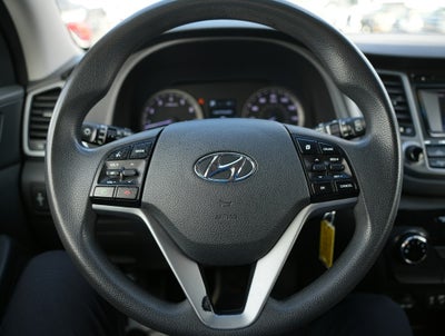 2016 Hyundai TUCSON SE