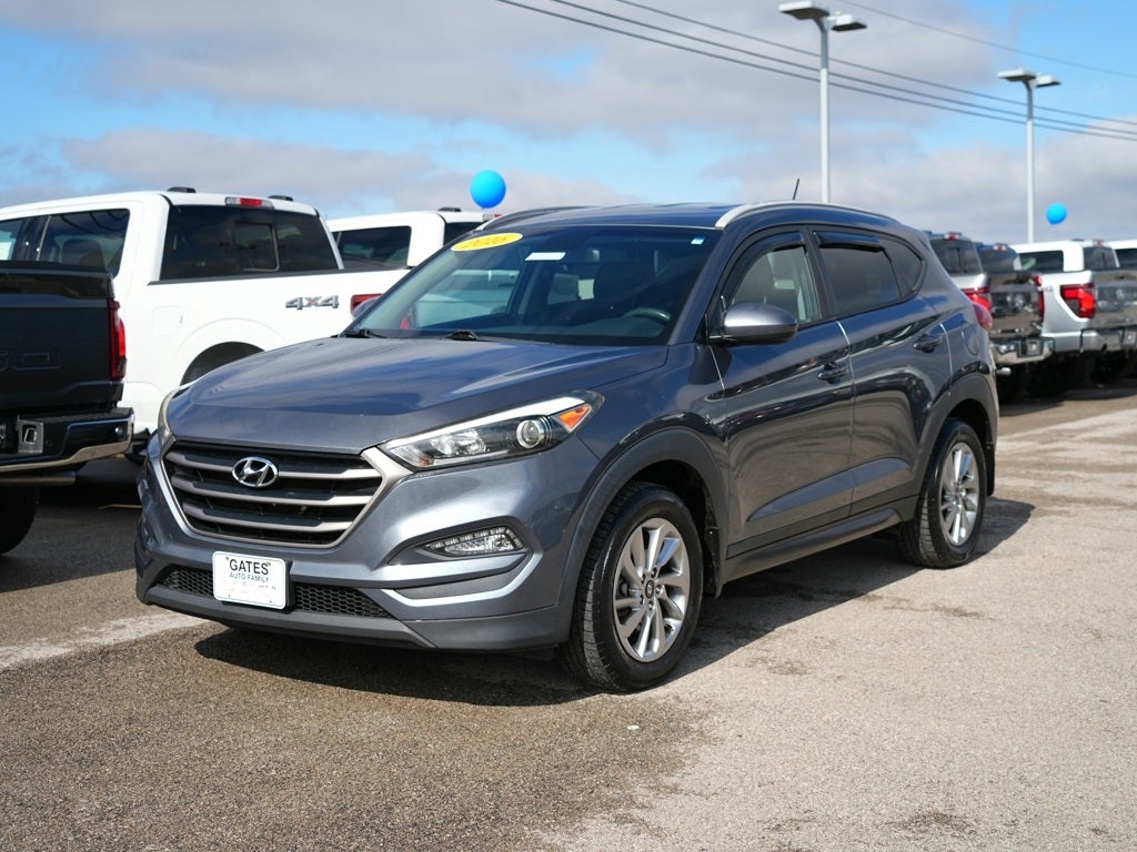 2016 Hyundai TUCSON SE