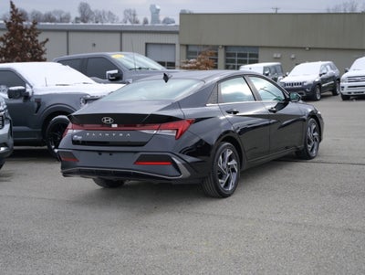 2025 Hyundai ELANTRA SEL Convenience