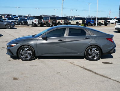 2024 Hyundai ELANTRA SEL