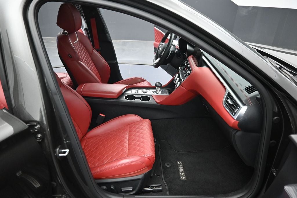 2023 Genesis G70 3.3T
