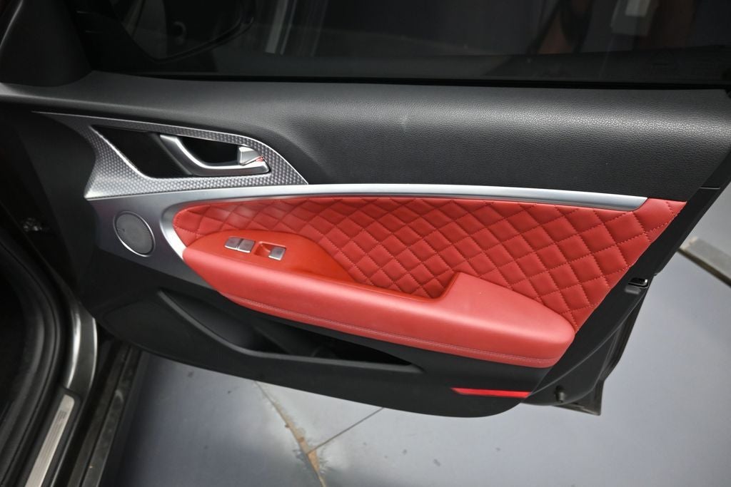 2023 Genesis G70 3.3T