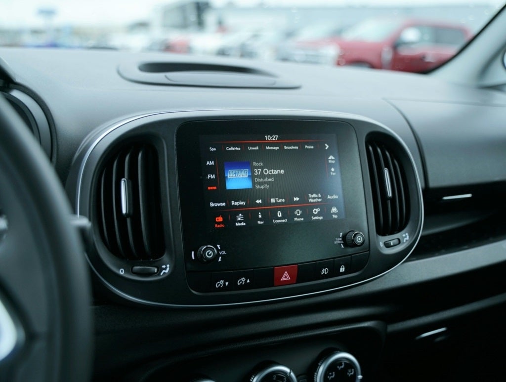 2019 FIAT 500L Trekking