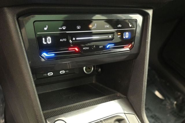 2024 Volkswagen Tiguan 2.0T Wolfsburg Edition