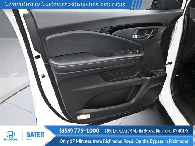 2022 Honda Pilot Black Edition