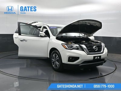 2019 Nissan Pathfinder SL