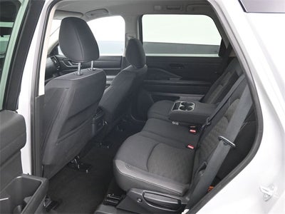 2023 Nissan Pathfinder SV