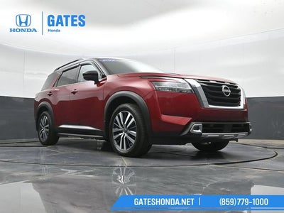 2022 Nissan Pathfinder Platinum