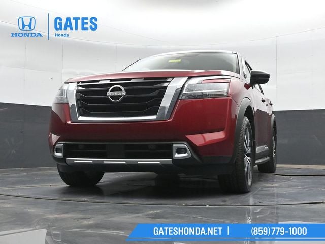2022 Nissan Pathfinder Platinum