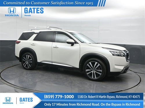 2023 Nissan Pathfinder Platinum