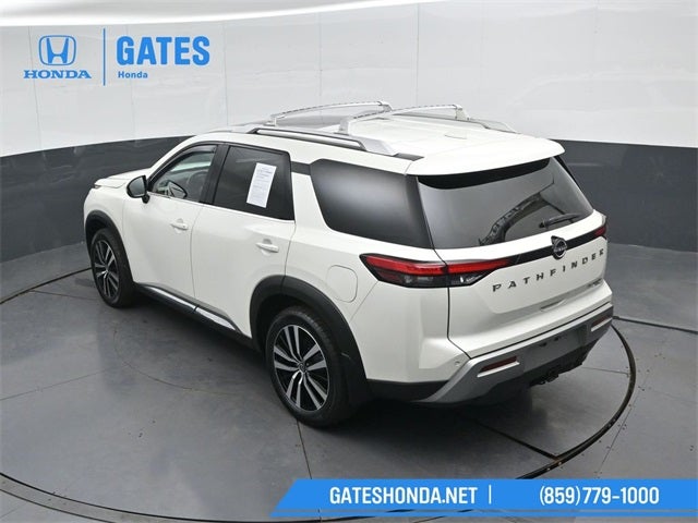 2023 Nissan Pathfinder Platinum