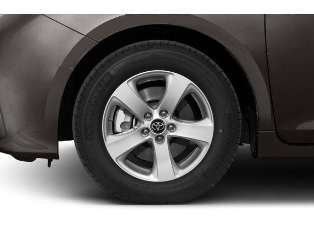 2020 Toyota Sienna XLE 7 Passenger