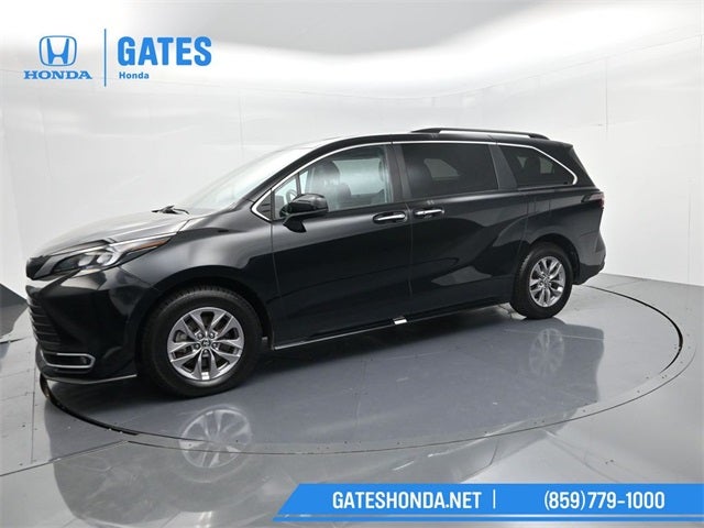 2024 Toyota Sienna XLE 7 Passenger