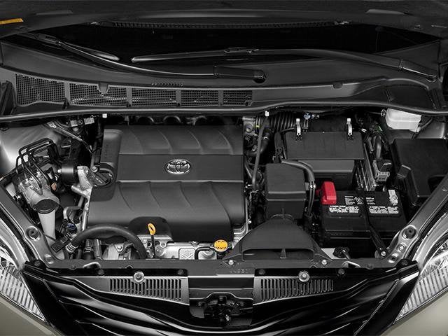 2014 Toyota Sienna L 7 Passenger