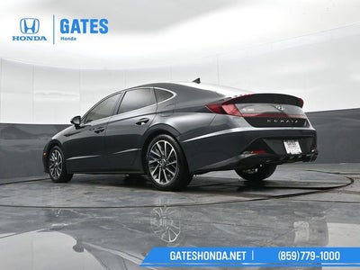 2022 Hyundai SONATA Limited