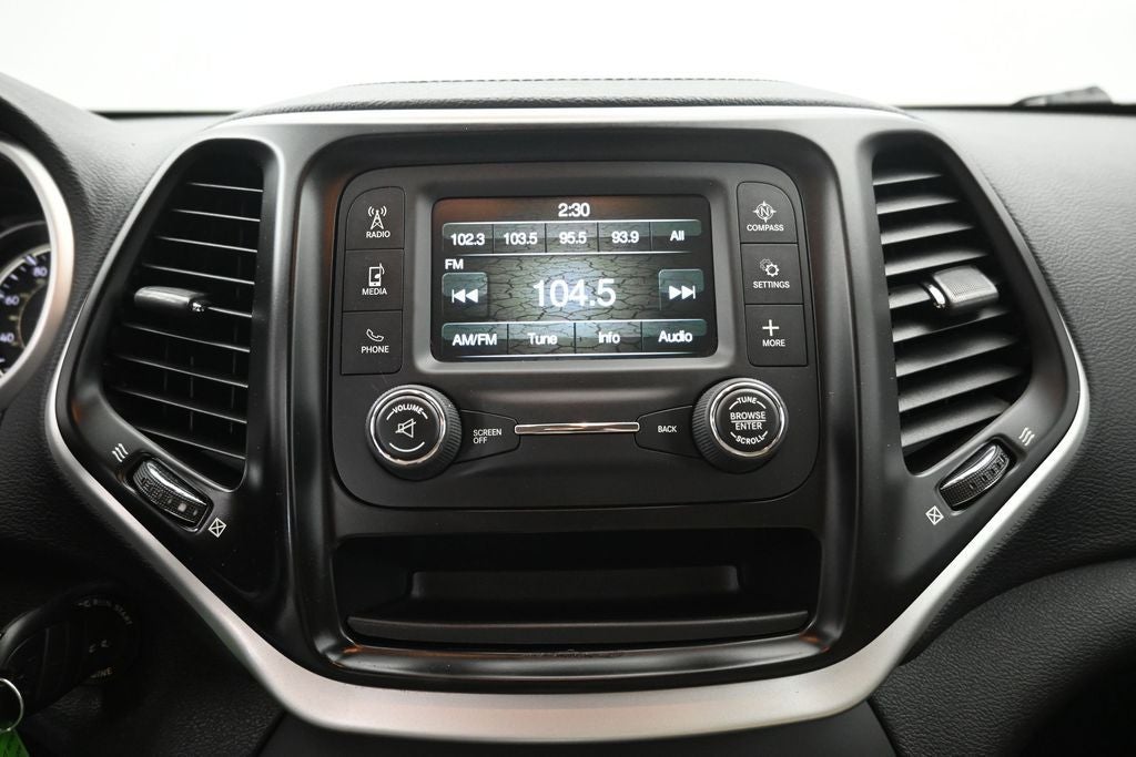 2016 Jeep Cherokee Sport