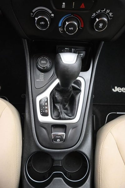 2016 Jeep Cherokee Sport