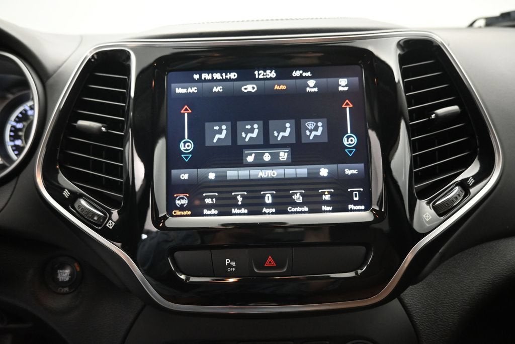 2019 Jeep Cherokee Overland