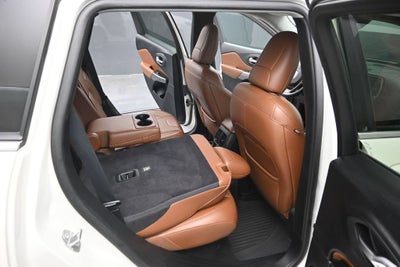 2019 Jeep Cherokee Overland