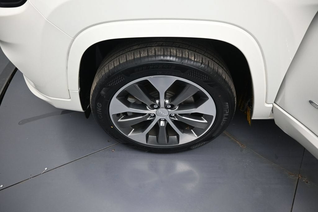 2019 Jeep Cherokee Overland - Photo 36