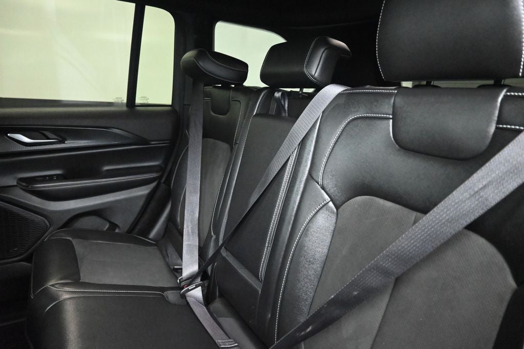 2023 Jeep Grand Cherokee Altitude - Photo 30