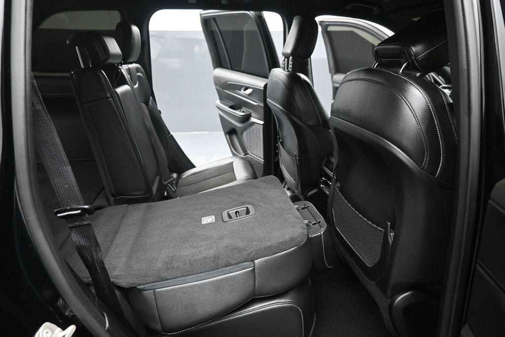 2023 Jeep Grand Cherokee Altitude - Photo 35