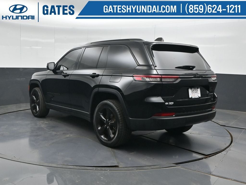 2023 Jeep Grand Cherokee Altitude - Photo 8
