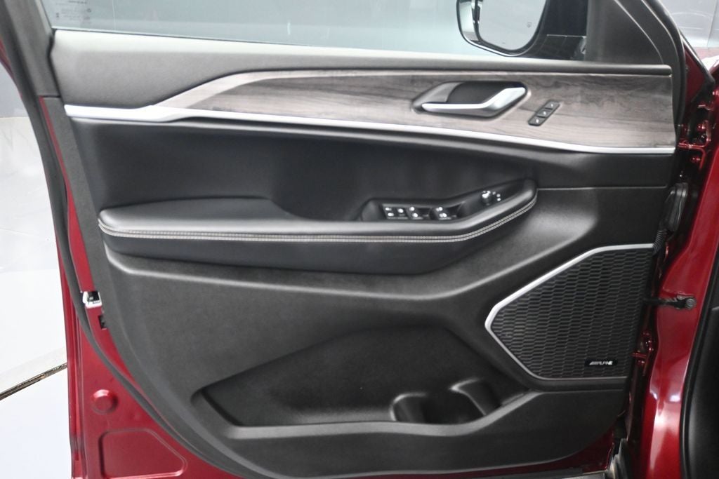 2023 Jeep Grand Cherokee Limited - Photo 22